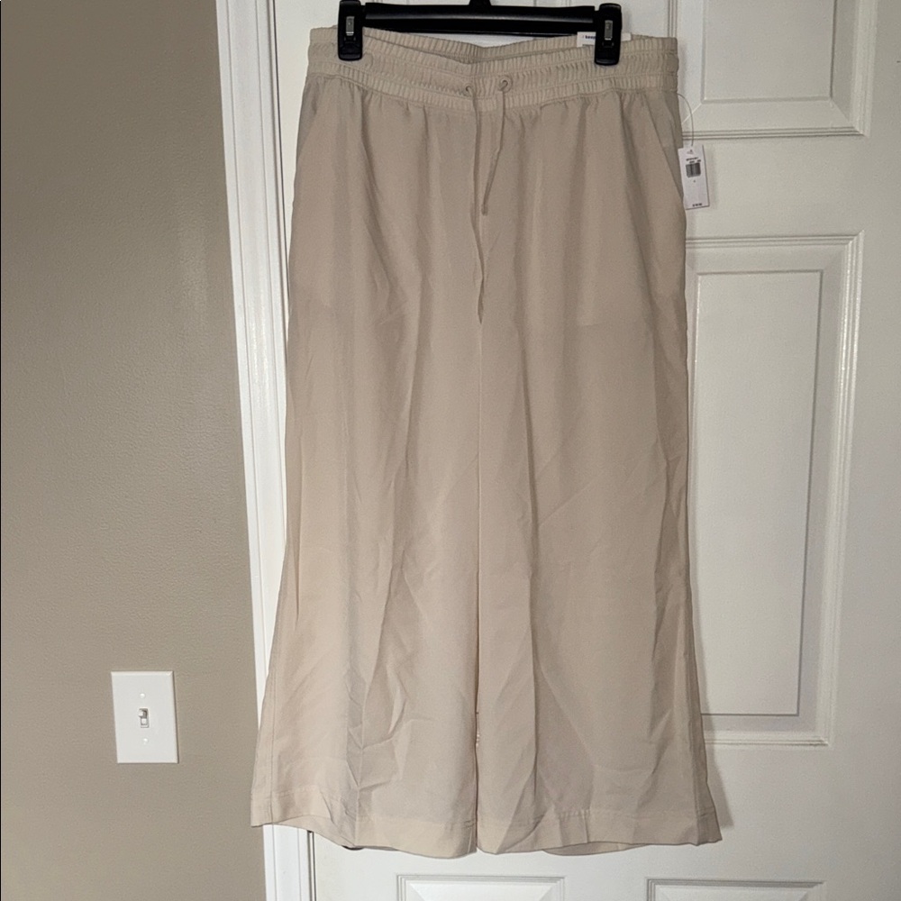 Old Navy Light Beige Wide-Leg Pants
